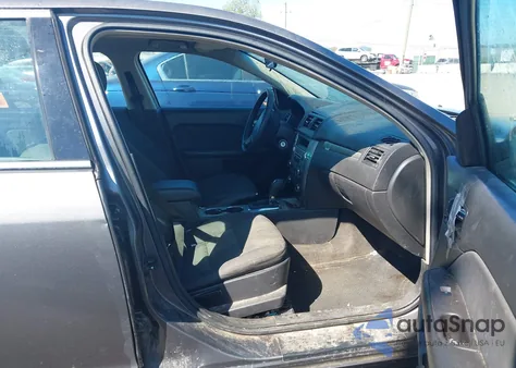 2012 Ford Fusion Se z USA, uszkodzony, nr VIN 3FAHP0HA9CR154485